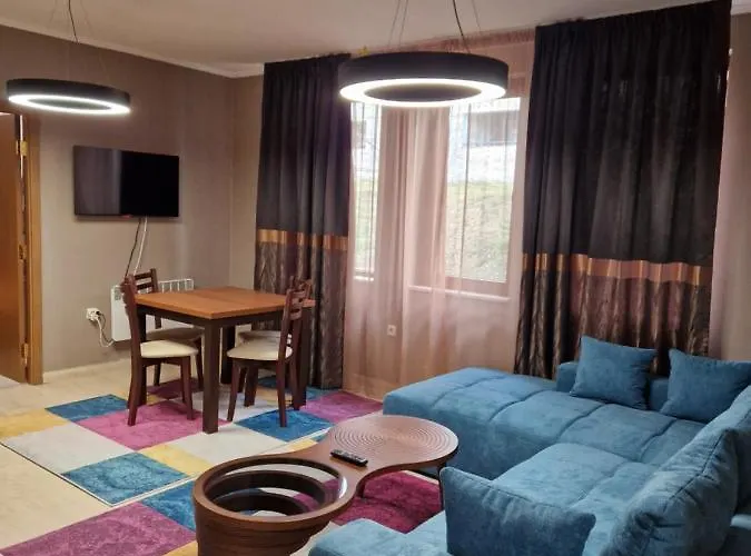 Snow Mountain Grand Monastery 潘波洛沃