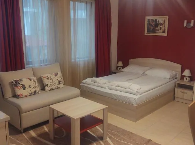 Snow Mountain Grand Monastery 公寓