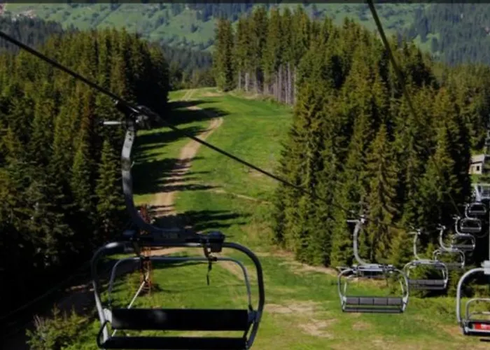 Snow Mountain Grand Monastery Apartamento