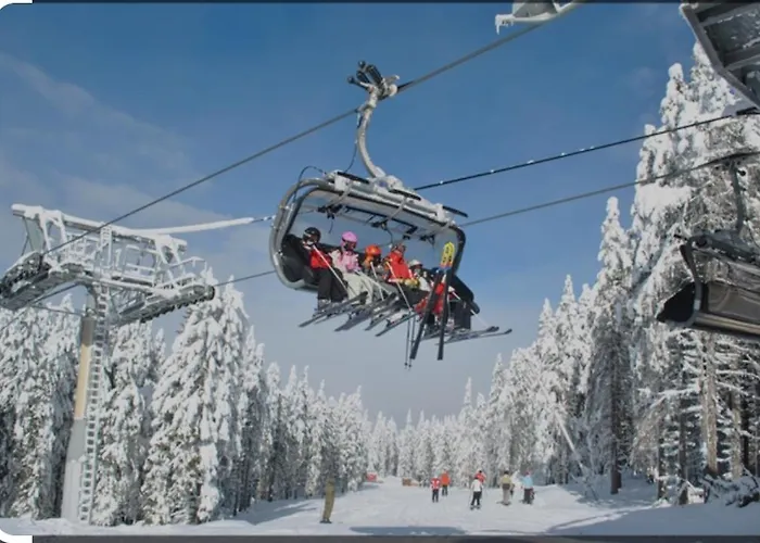 Snow Mountain Grand Monastery 公寓 *